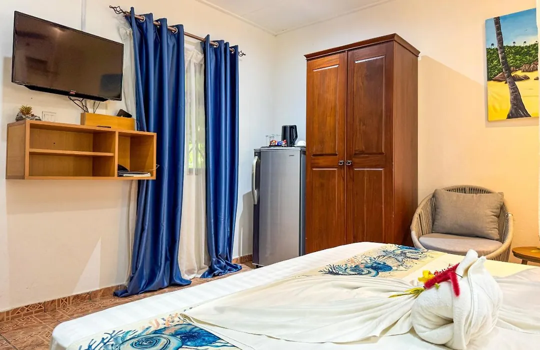 Buisson Guesthouse-1