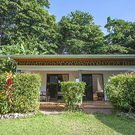 Tannette Villa-3